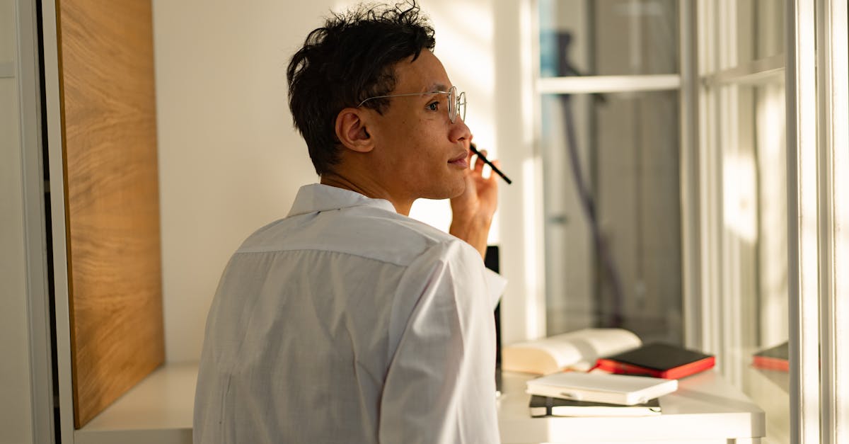 découvrez comment définir des objectifs smart pour maximiser votre efficacité. apprenez à formuler des objectifs spécifiques, mesurables, atteignables, réalistes et temporels pour atteindre vos aspirations personnelles et professionnelles.