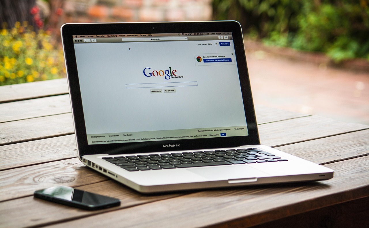 consultant seo à bayonne spécialisé en optimisation de sites web pour améliorer votre visibilité et votre positionnement sur les moteurs de recherche.