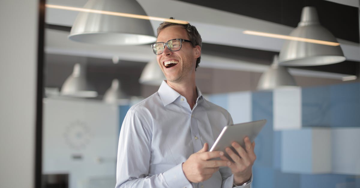 découvrez les habitudes des entrepreneurs à succès qui les mènent vers la réussite. apprenez à intégrer ces pratiques dans votre quotidien pour booster votre carrière et atteindre vos objectifs.