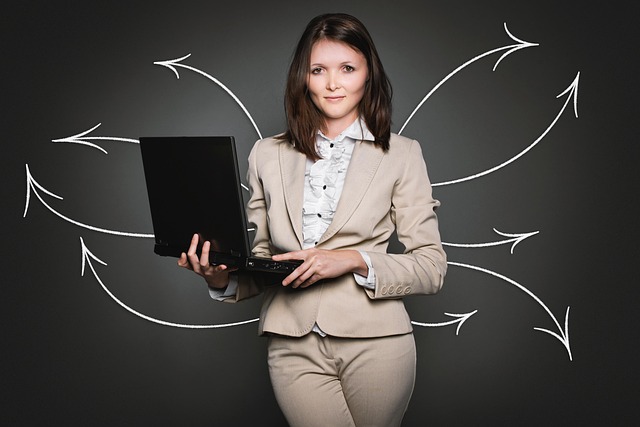 B2B : Panoplee innove avec une stratégie d’ambassadeurs pour séduire les professionnels