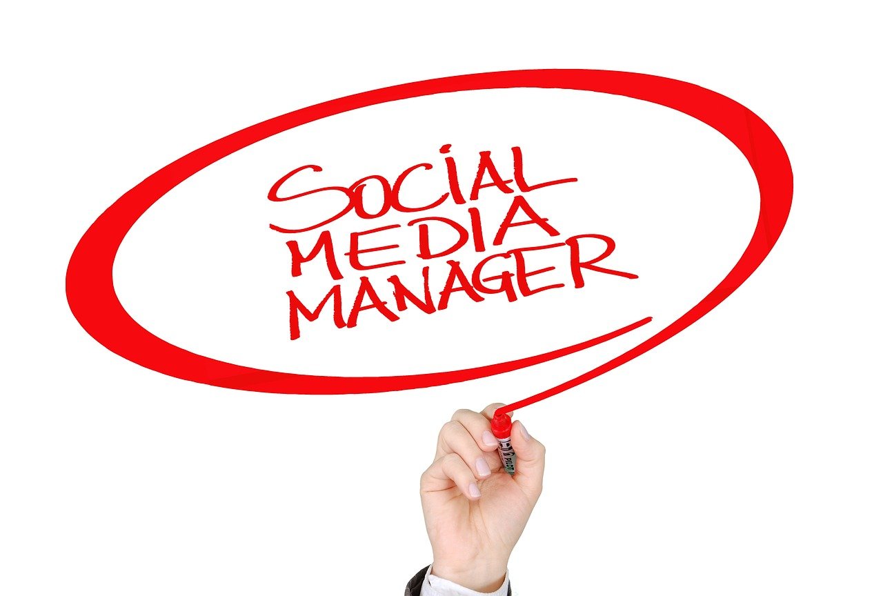 Les Métiers d’Avenir : Exploration du Rôle Clé du Social Media Manager