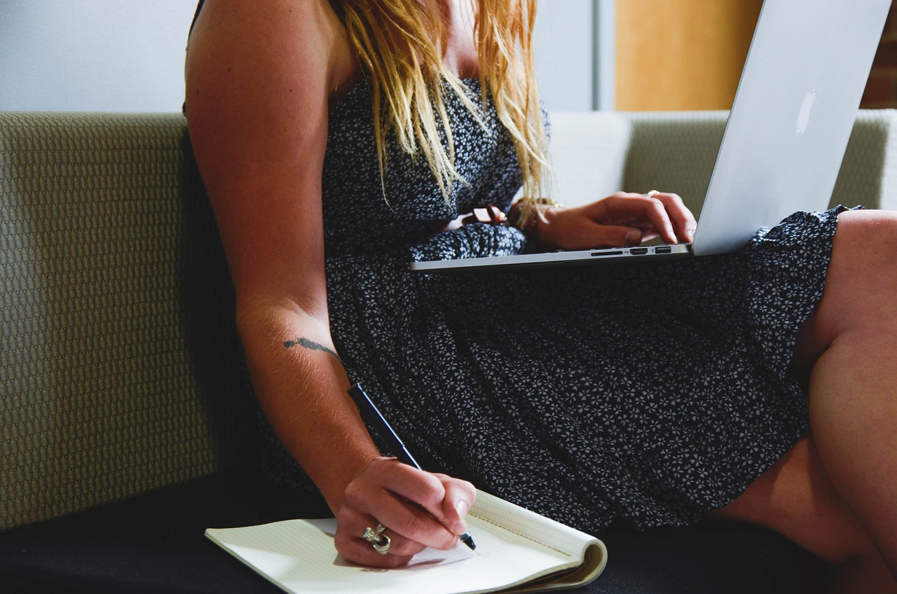 découvrez l'univers des jeunes entrepreneurs, leurs histoires inspirantes, conseils pratiques et stratégies innovantes pour réussir dans le monde des affaires modernes. rejoignez la communauté dynamique des leaders de demain.