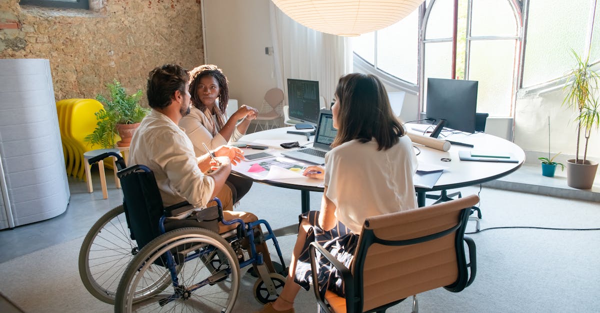 découvrez l'accessibilité, un concept essentiel visant à rendre les espaces physiques et numériques utilisables par tous, y compris les personnes en situation de handicap. explorez nos conseils et meilleures pratiques pour promouvoir l'inclusion et faciliter l'accès à l'information et aux services.