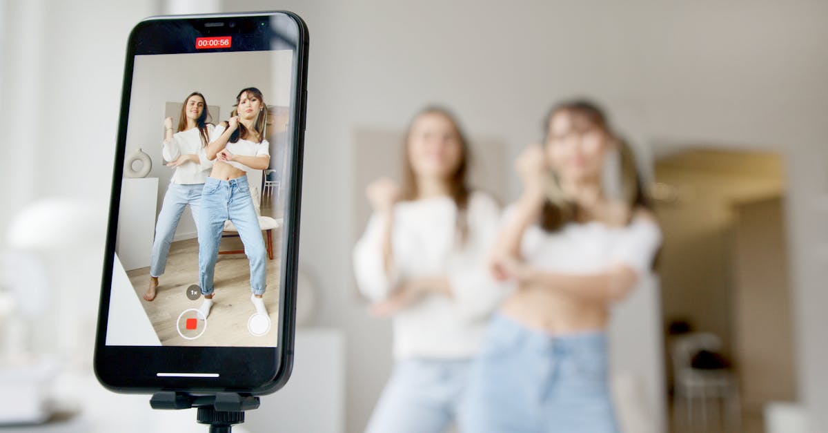 découvrez l'importance d'une présence en ligne efficace pour développer votre marque et atteindre vos objectifs. apprenez à optimiser vos réseaux sociaux, votre site web et votre visibilité sur internet.