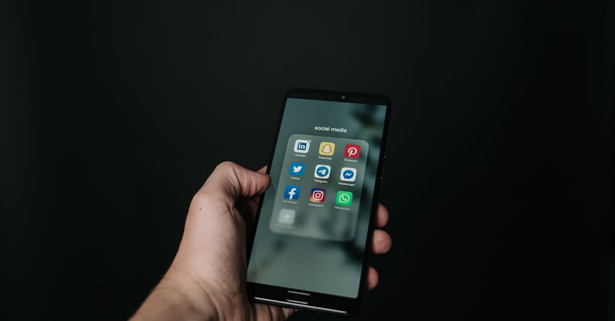 découvrez comment optimiser votre présence en ligne grâce à des stratégies efficaces, des conseils pratiques et des outils innovants pour attirer et engager votre audience sur les réseaux sociaux et les moteurs de recherche.