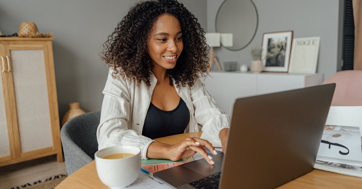 découvrez comment améliorer votre visibilité en ligne grâce à des stratégies efficaces de marketing digital, d'optimisation pour les moteurs de recherche (seo) et de gestion des réseaux sociaux.