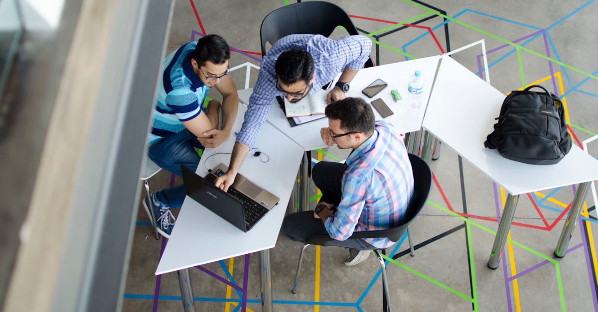 Collaboration efficace : 5 stratégies pour améliorer le travail d’équipe