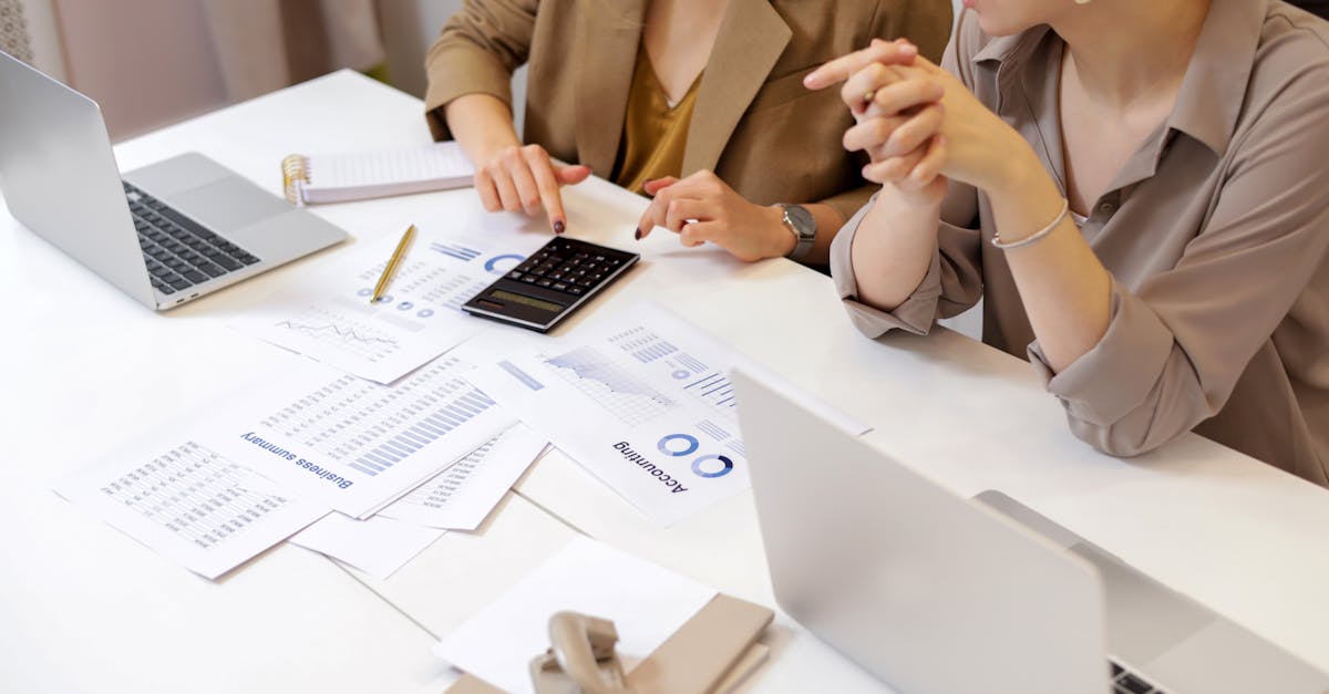 découvrez comment optimiser vos finances avec notre guide de planification financière. apprenez à établir un budget, investir judicieusement et préparer votre avenir financier en toute sérénité.