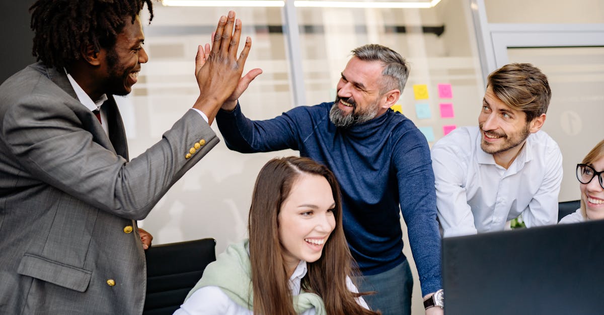 découvrez comment la culture organisationnelle influence la performance et l'engagement des employés au sein des entreprises. apprenez les clés pour promouvoir une atmosphère positive et collaborative, essentielle à la réussite de votre organisation.