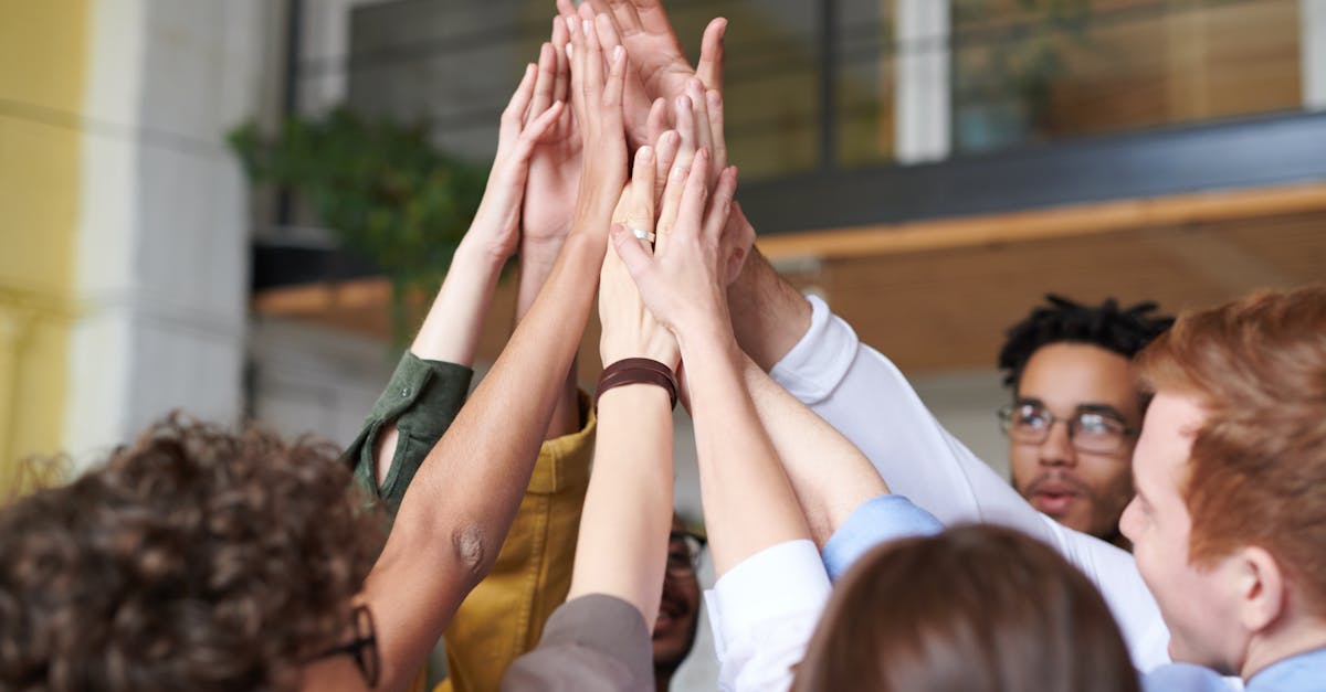 découvrez l'importance du travail d'équipe dans la réussite collective. apprenez comment favoriser la collaboration, améliorer la communication et atteindre des objectifs communs grâce à un esprit d'équipe. ensemble, nous sommes plus forts !
