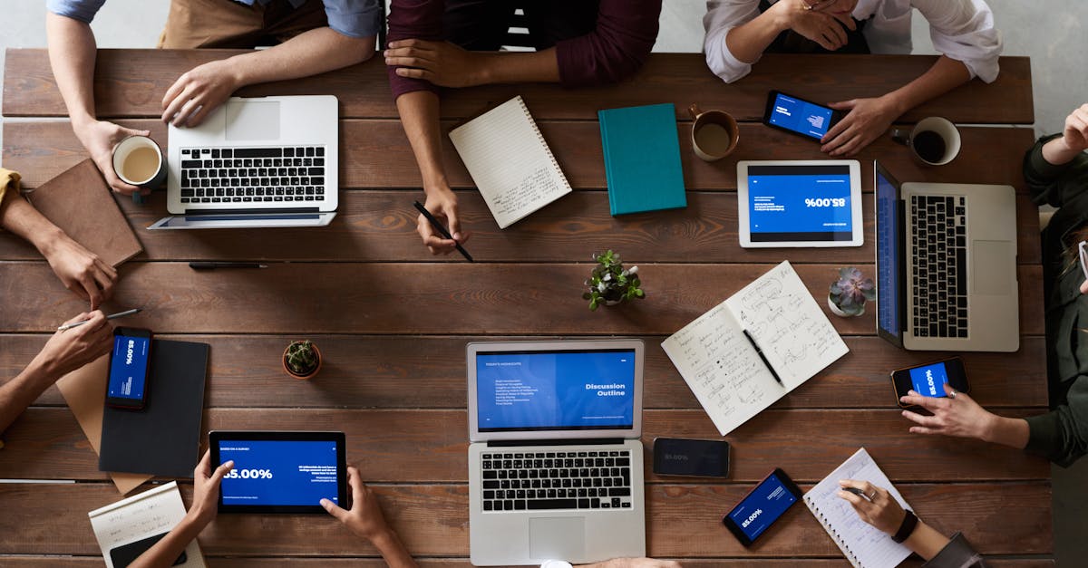 découvrez l'importance du travail d'équipe et comment il favorise la collaboration, l'innovation et la réussite collective. apprenez des techniques pour renforcer la cohésion de groupe et maximiser l'efficacité au sein de votre équipe.