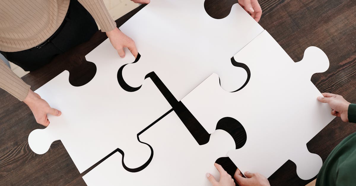 découvrez le concept de synergie, où la collaboration et l'interaction entre individus ou éléments créent une valeur ajoutée inestimable. apprenez à maximiser vos efforts collectifs pour atteindre des résultats exceptionnels.