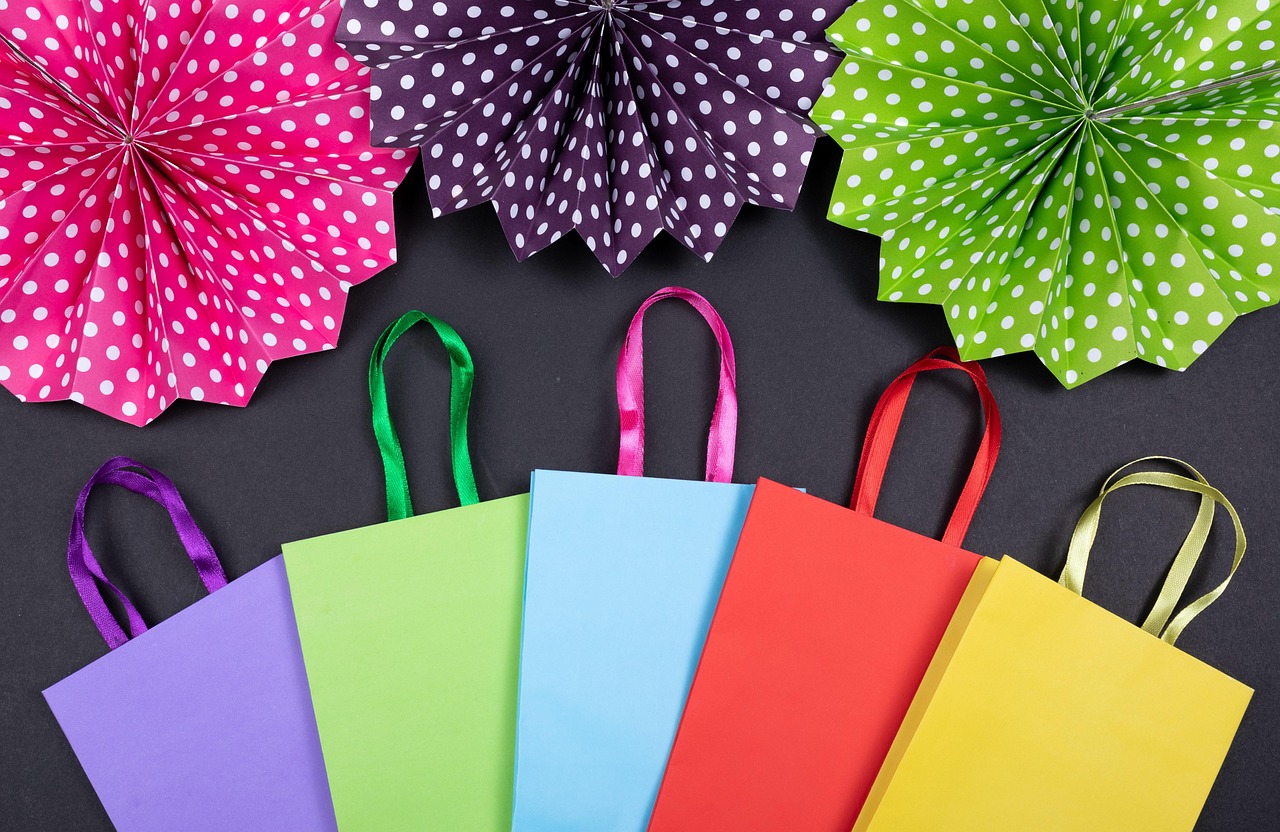 découvrez le métier de mystery shopper : rôle, missions et avantages de ces clients mystères qui évaluent la qualité des services et des points de vente pour améliorer l'expérience client.