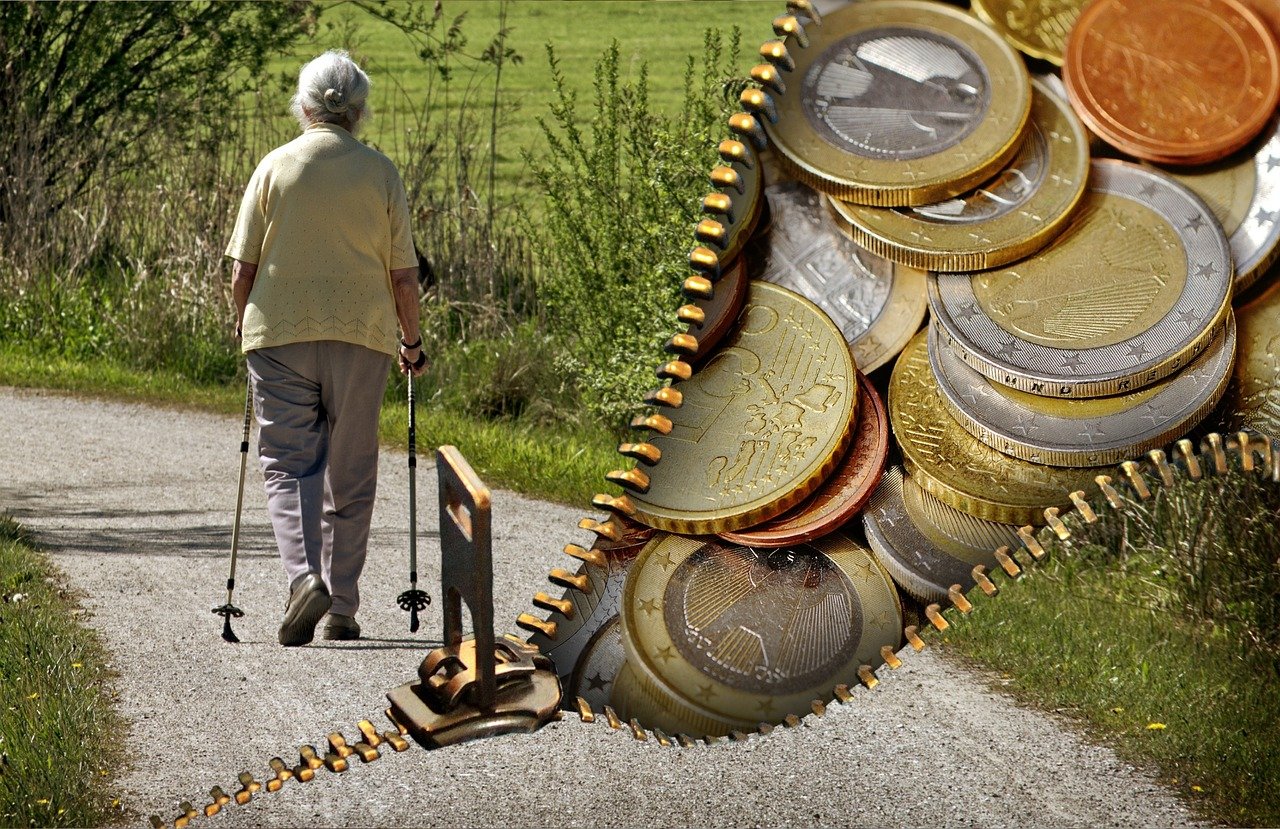 découvrez tout ce qu'il faut savoir sur la pension : définitions, types de pensions (retraite, alimentaire, invalidité), conditions d'obtention et conseils pour bien préparer votre avenir financier.