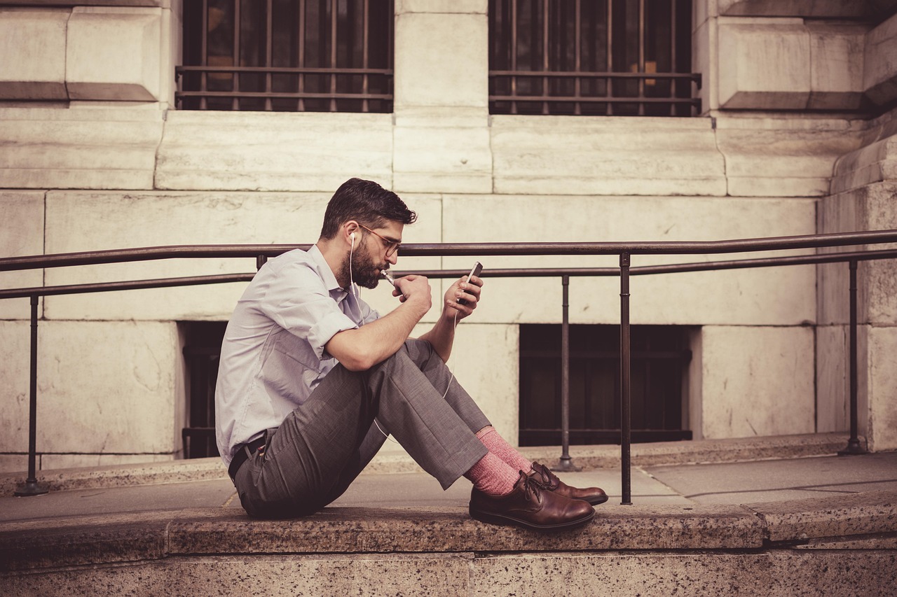 découvrez les derniers smartphones, comparez les modèles, trouvez les meilleures offres et restez informé des innovations technologiques du monde mobile. choisissez le smartphone qui répond à tous vos besoins !