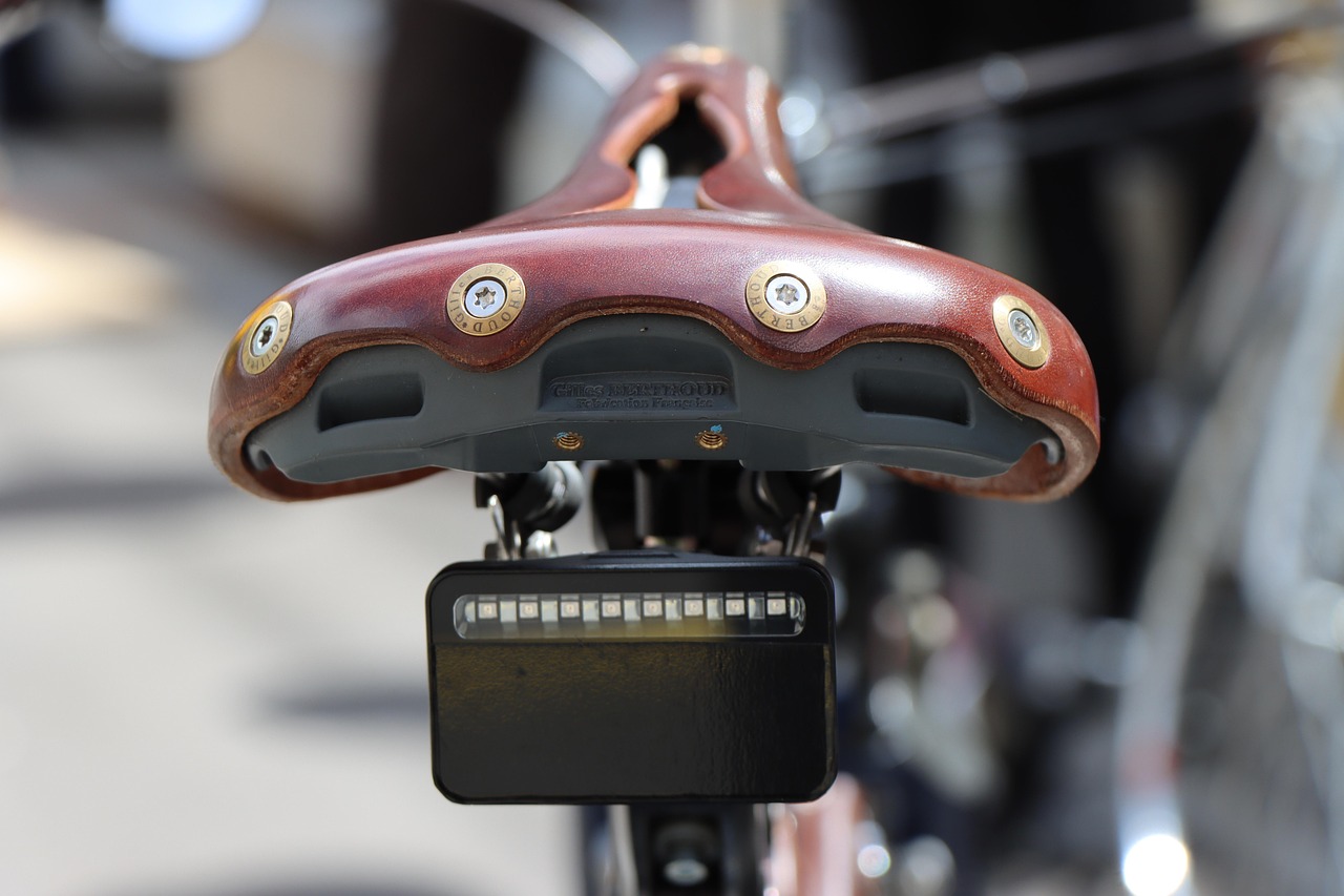 Julia Faure (Loom) : Réinventer la mode à contre-courant pour alléger nos armoires et nos vies