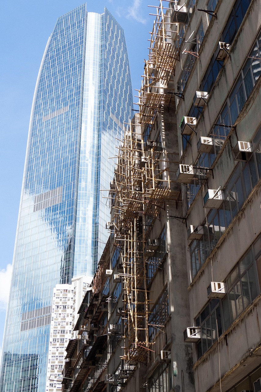 d&eacute;couvrez les disparit&eacute;s entre les genres dans l'entrepreneuriat, analyse des obstacles, opportunit&eacute;s et solutions pour un &eacute;cosyst&egrave;me entrepreneurial plus &eacute;quitable.